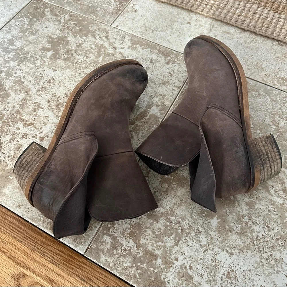 Free People Women's Brown Ankle Boots